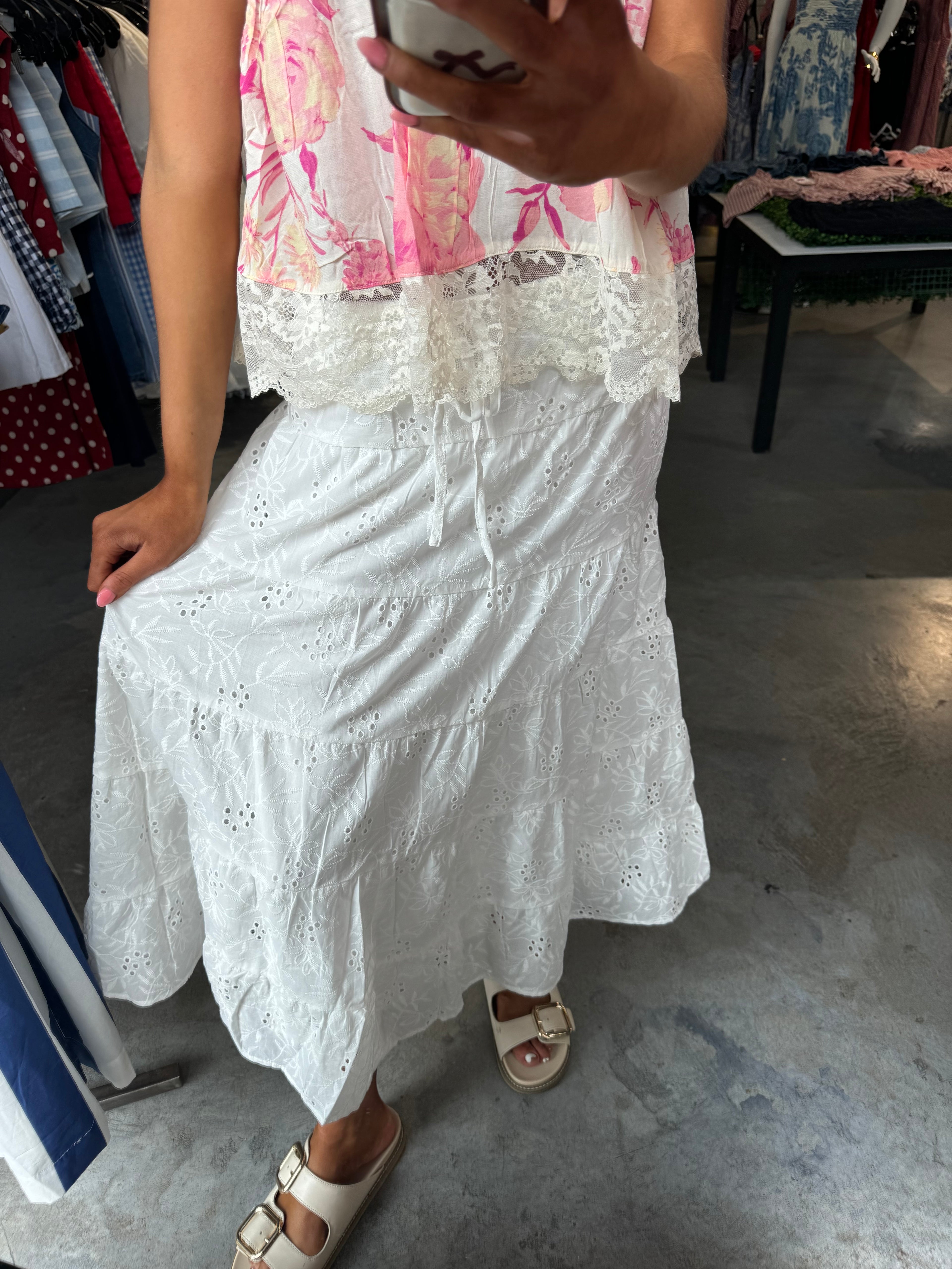 CHAROLTTE EYELET SKIRT