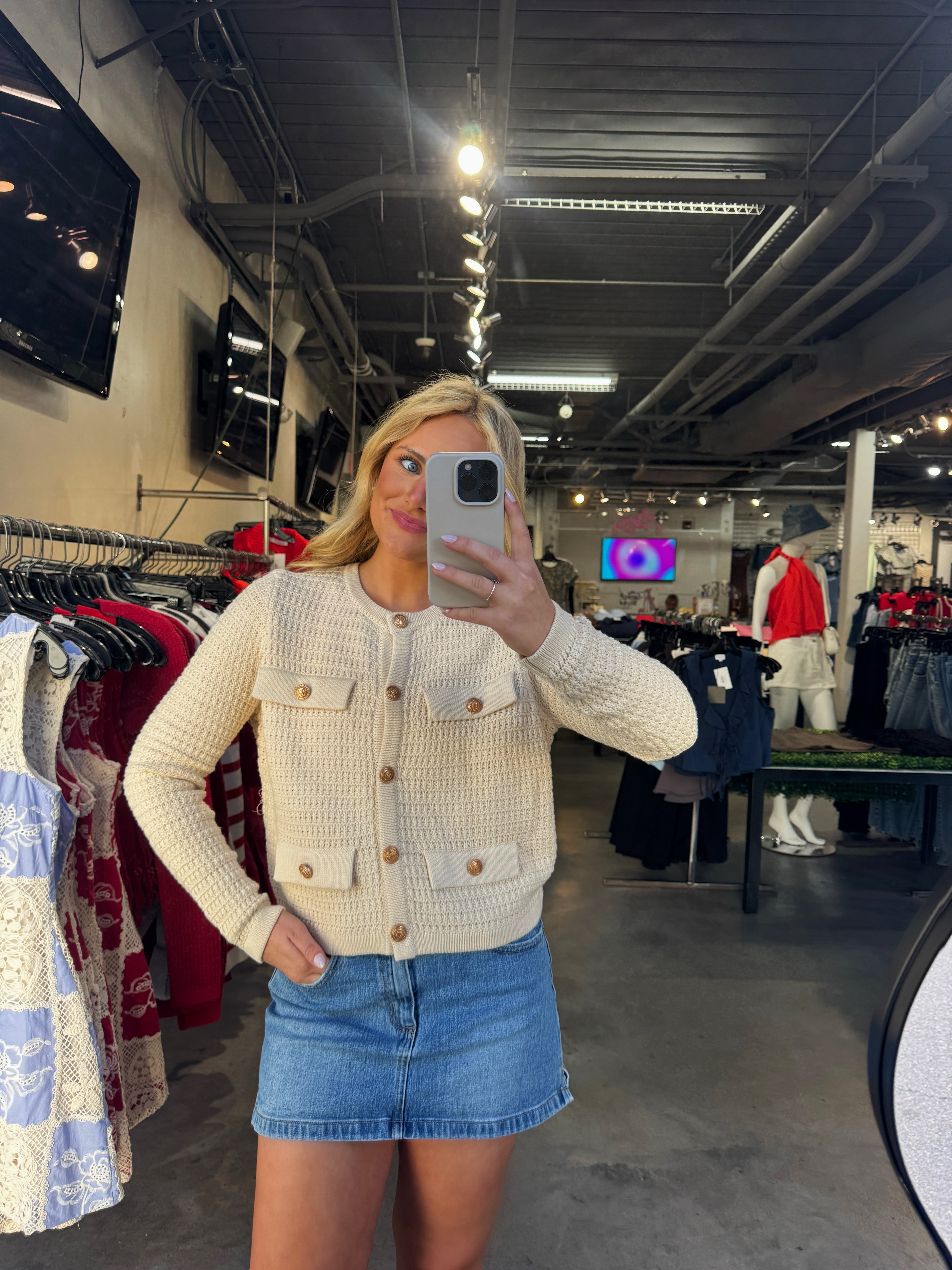LUSH EDIT SWEATER