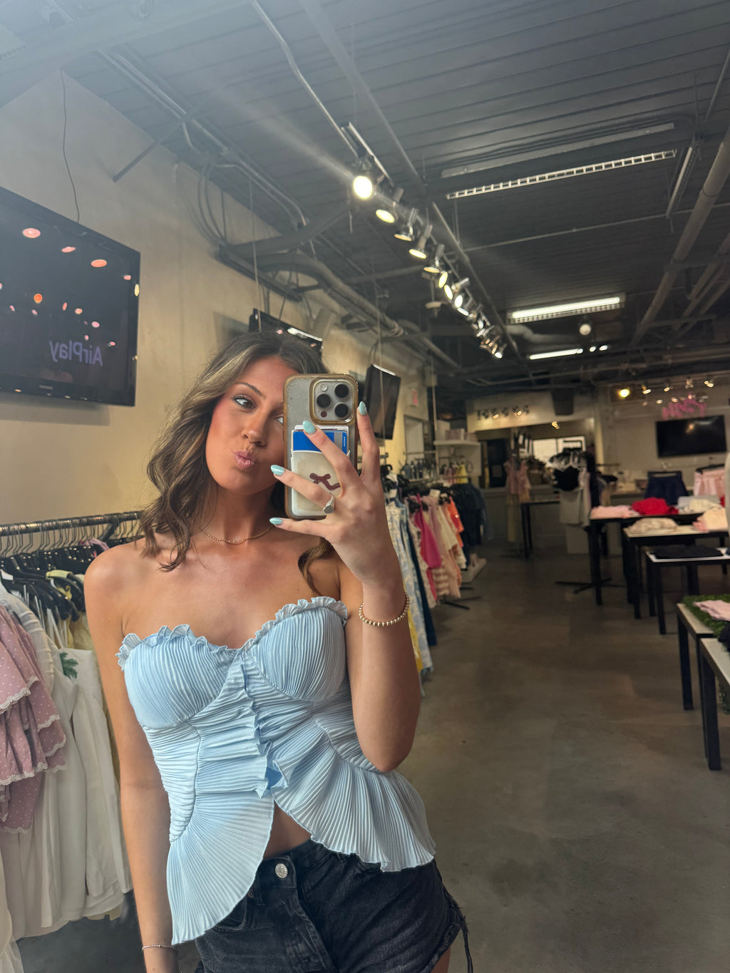 TIFFANY TOP