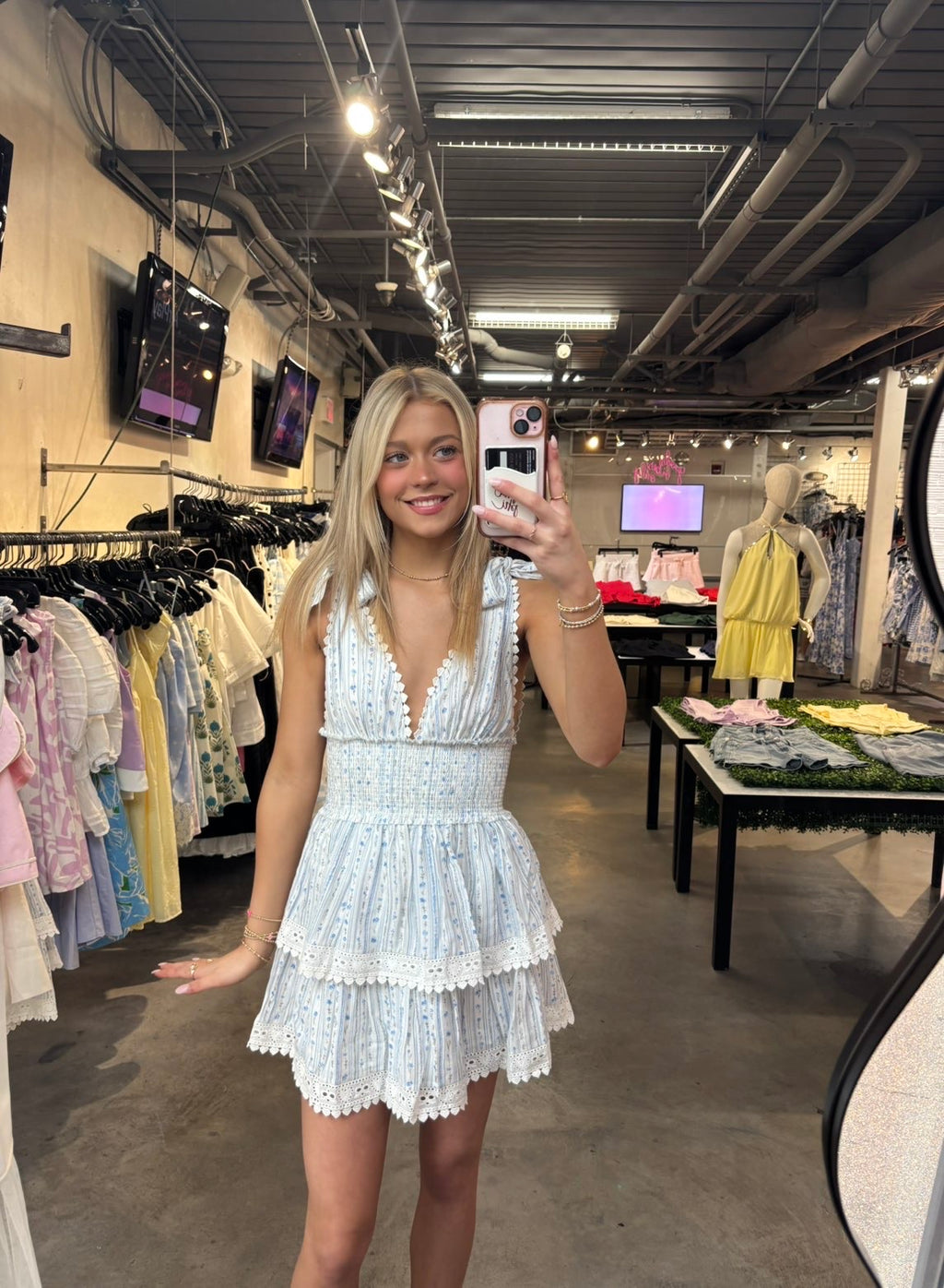 LOLA LACE MINI DRESS