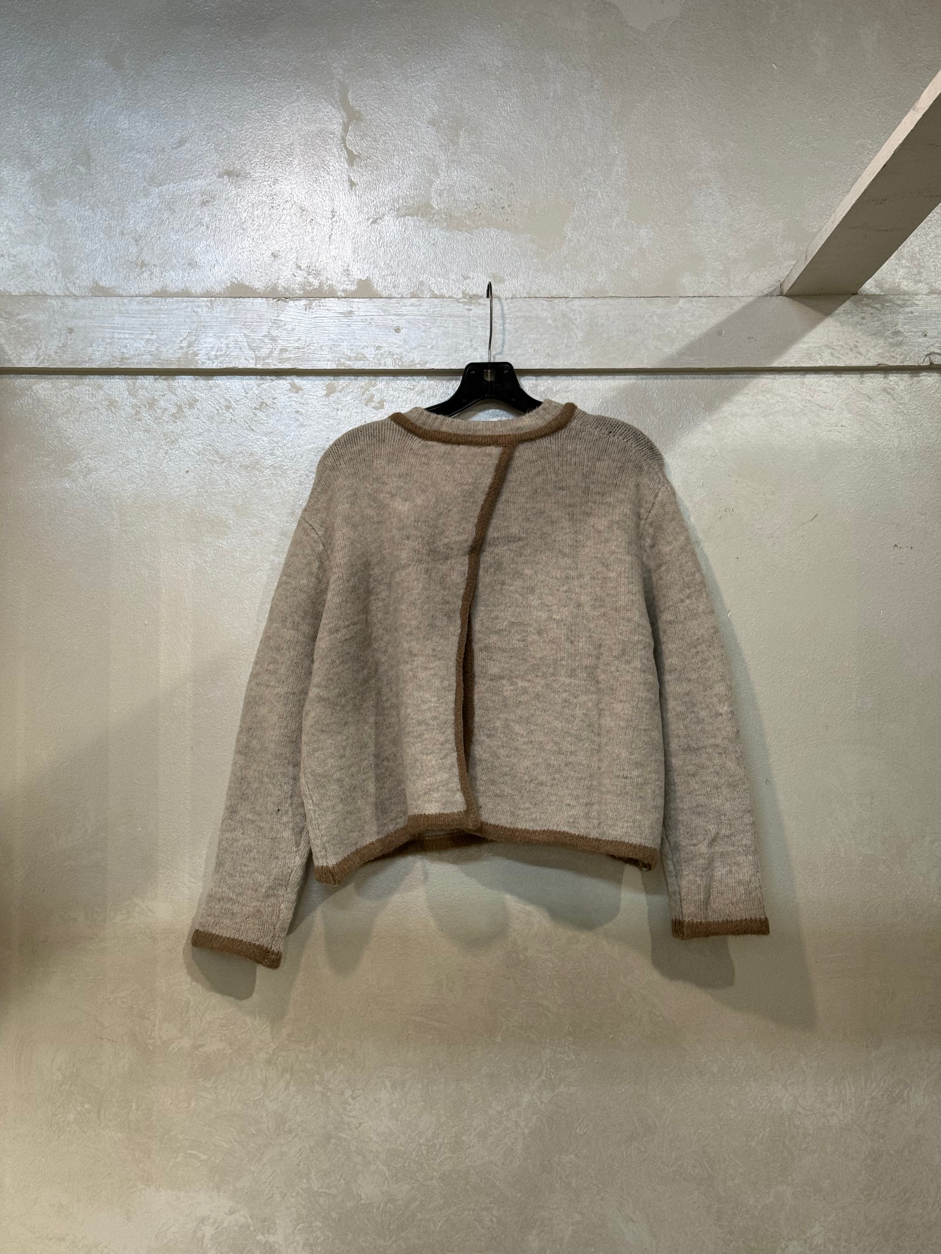 ANNA OPEN SWEATER TOP